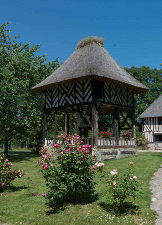 La Ferme Chevalier Hotell Équemauville Exteriör bild